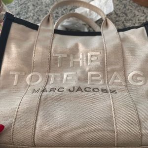 Marc Jacobs The Tote Bag